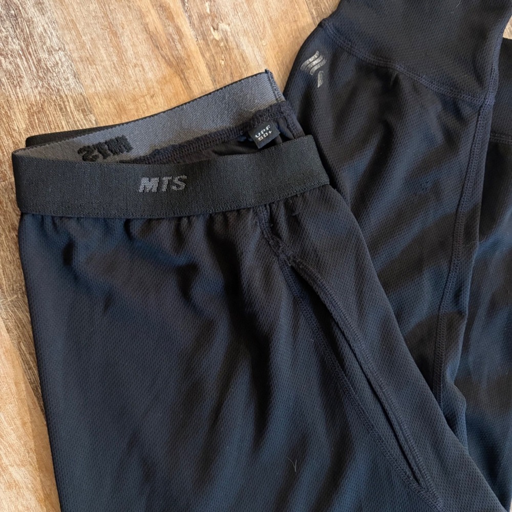 REI MTS Mens Black Base Layer Thermal Bottoms Pants UPF 50+ Medium 23M729-1 - Picture 6 of 10